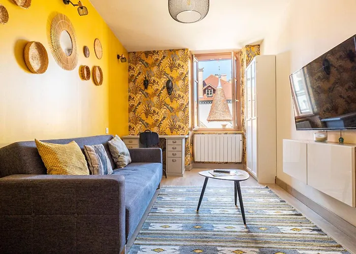 L'isle Perriere - Chambre-balcon-vue Apartment