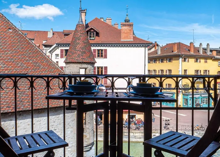 L'isle Perriere - Chambre-balcon-vue *